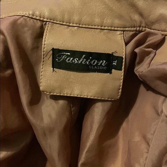 Xhilaration Blush Faux Leather Jacket/ also says fashion classic so I’m not sure - Picture 3 of 4